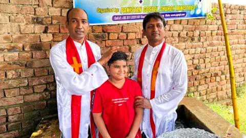 Worship, fellowship & baptism