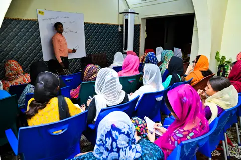 Bible study, Hebrew classes & youth